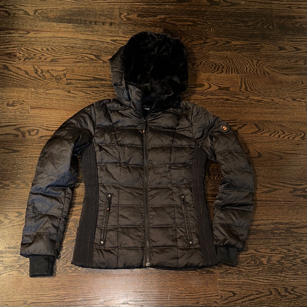 Slowdown Hooded Puffer Jacket